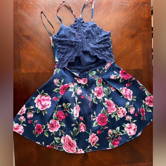 B. SMART Floral women  Dress in Navy and Pink size 15 - Picture 3 of 7